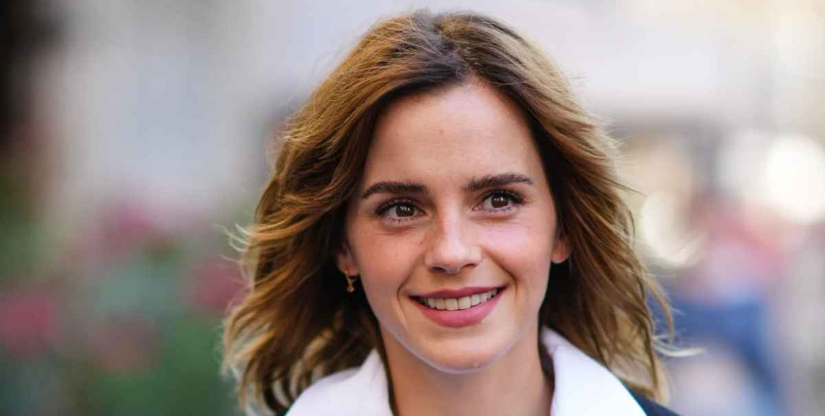 Emma Watson returns to her iconic pixie cut for a beauty campaign