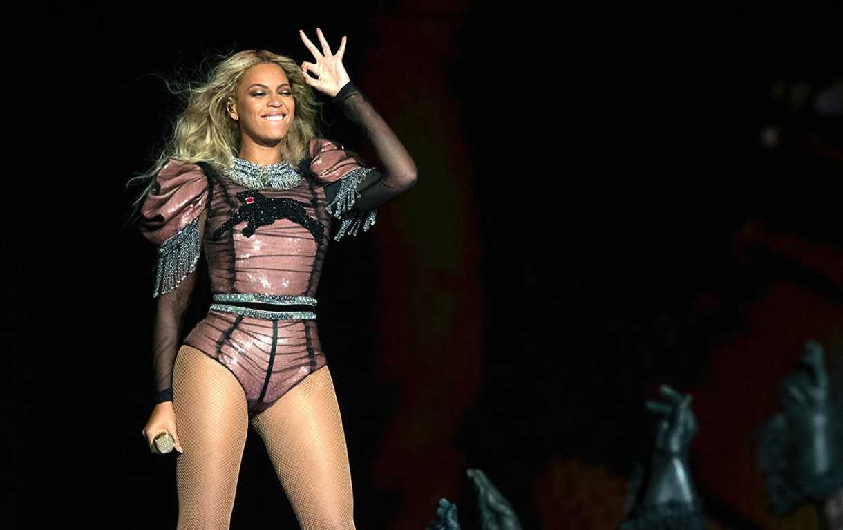 How tall is Beyonce in 2023?